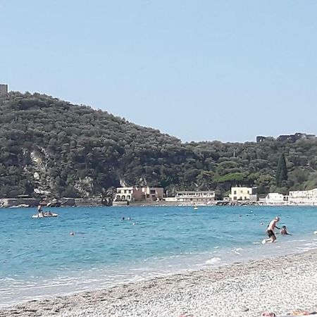 Appartamento Vittoria بيترا ليغوري المظهر الخارجي الصورة